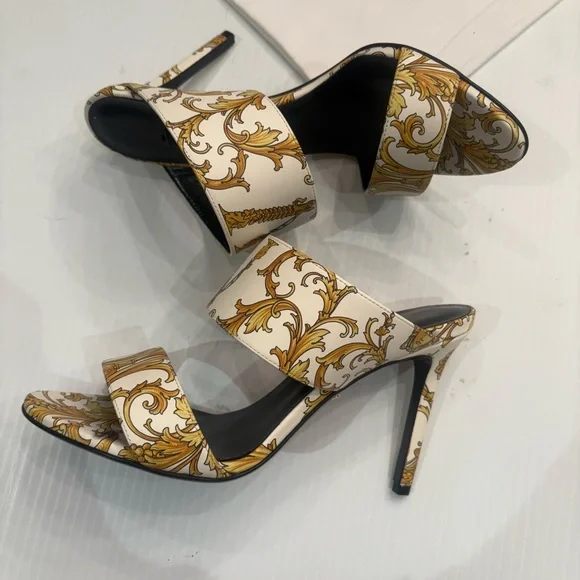 Authentic Versace Gold and White western baroque Patterned Heels - Picture 1 of 9